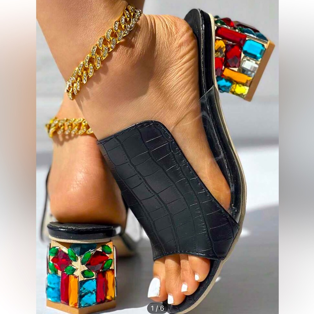Women’s Summer Floral Open Toe Sandals w/ Gem Heel